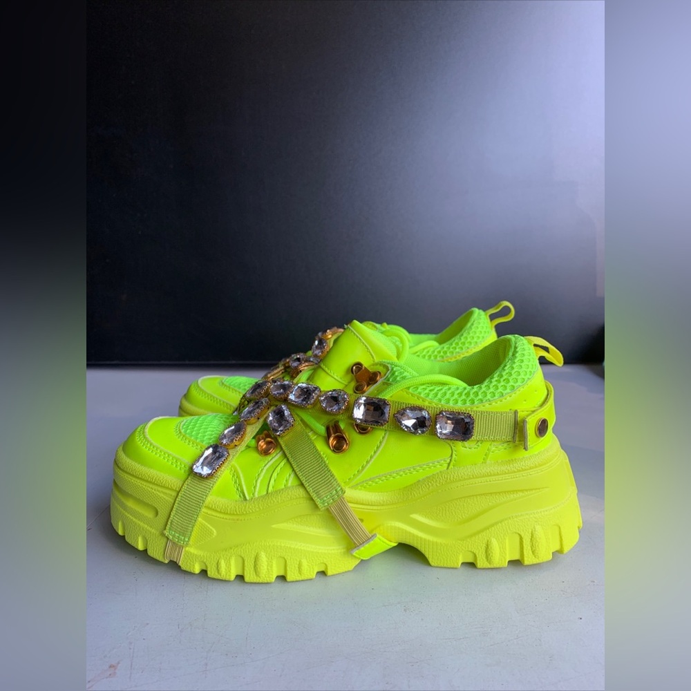 Cape Robbin Chunk Fever Sneakers Women’s Size 6 Neon Yellow‎ Chunky Platform - Picture 10 of 13